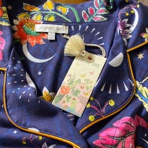 Johnny Was:Aurora borealis long PJ set size S. Brand new, never worn.Super soft.